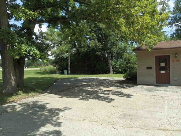 4245 Fox Hills Dr, Janesville, WI 53546